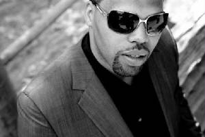 eric_roberson_black_and_white.jpg