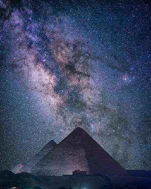 pyramids_treasuresofancientegypt.jpg