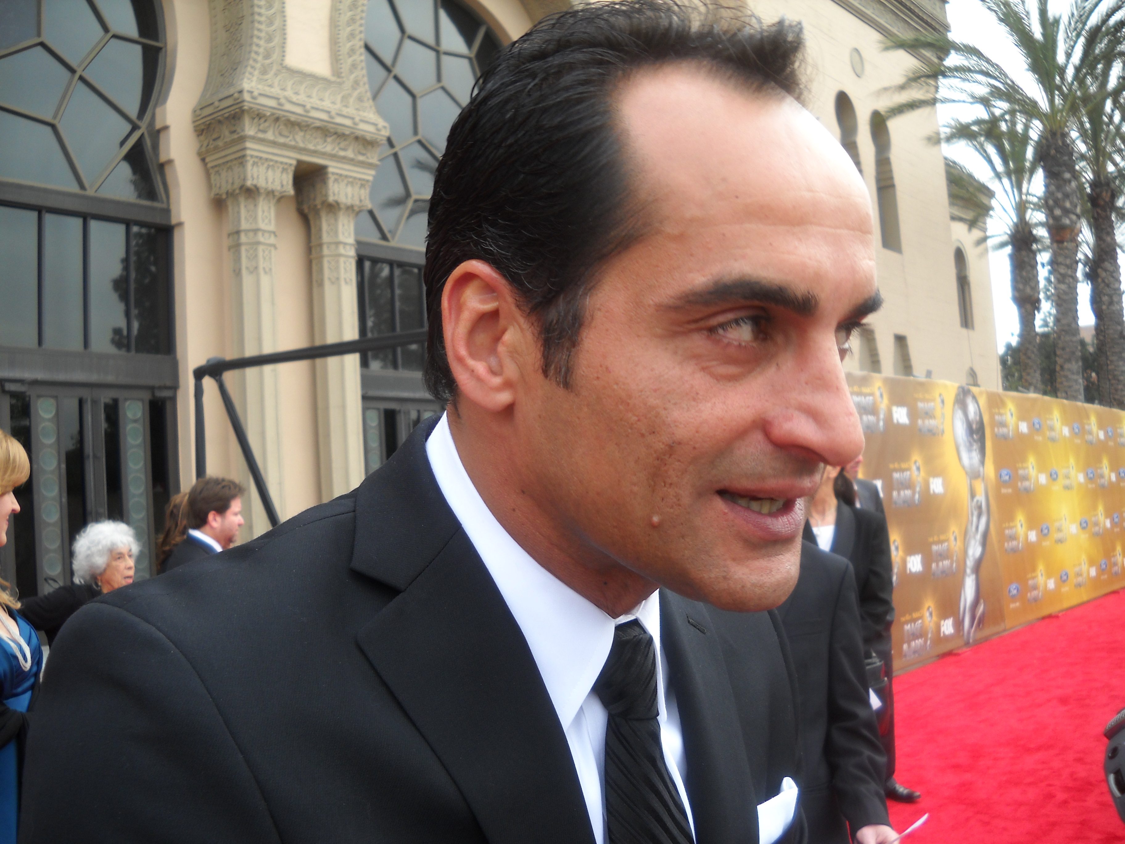 NavidNegahban_atNAACPImageAwards2010.JPG